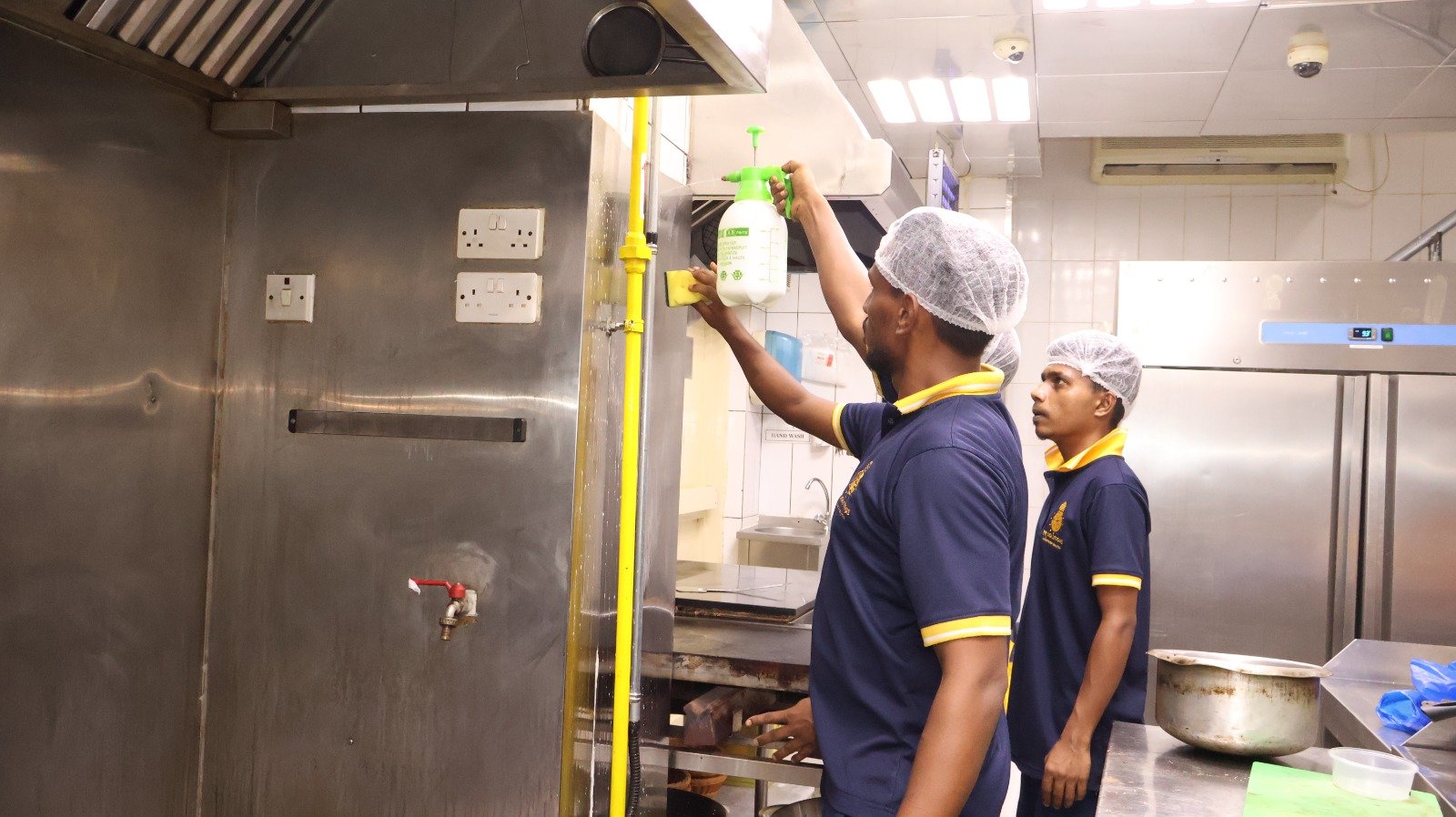 Why Kitchen Hood Cleaning Is Important for Commercial Kitchens in Abu Dhabi